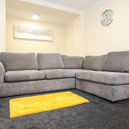 Modern Guest House - Central Inverness - Complimentary Snacks - Free Parking 외부 사진