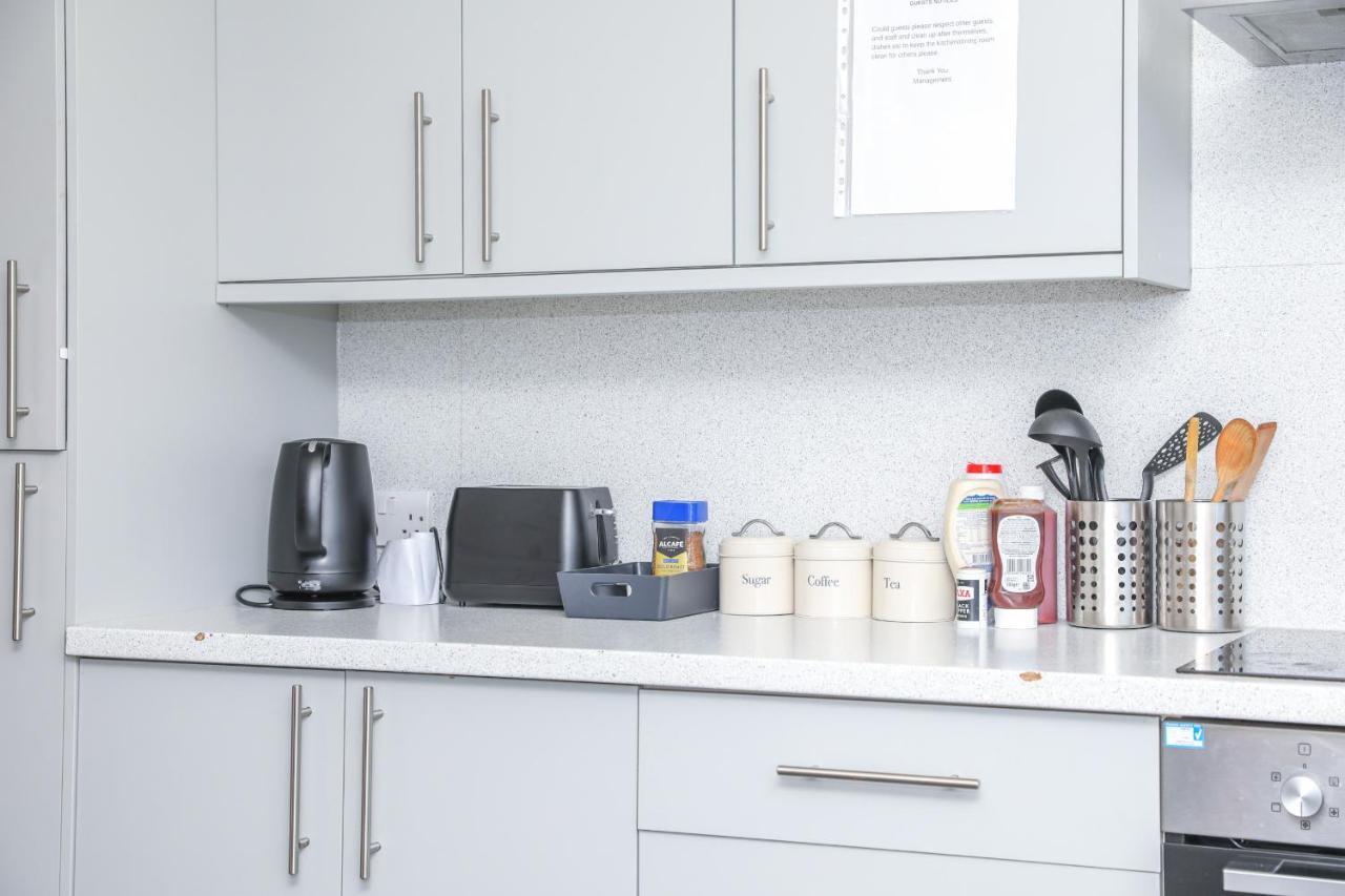 Modern Guest House - Central Inverness - Complimentary Snacks - Free Parking 외부 사진