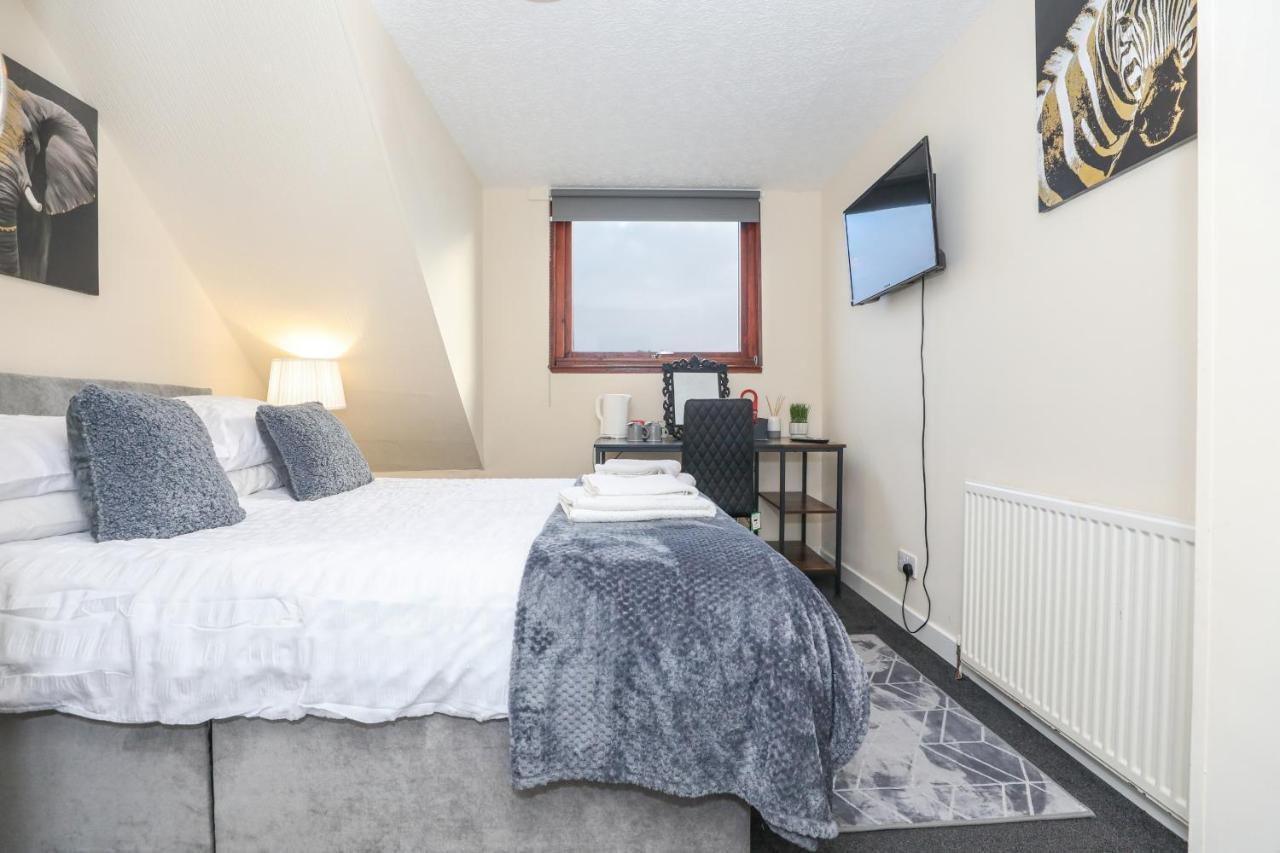 Modern Guest House - Central Inverness - Complimentary Snacks - Free Parking 외부 사진